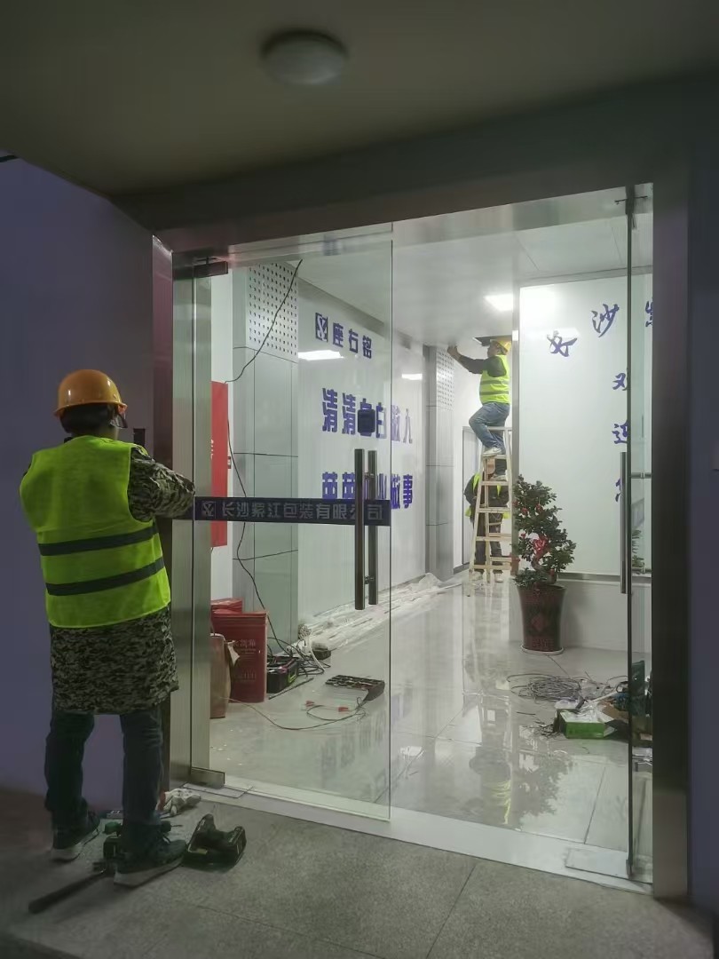 門禁考勤安裝圖片